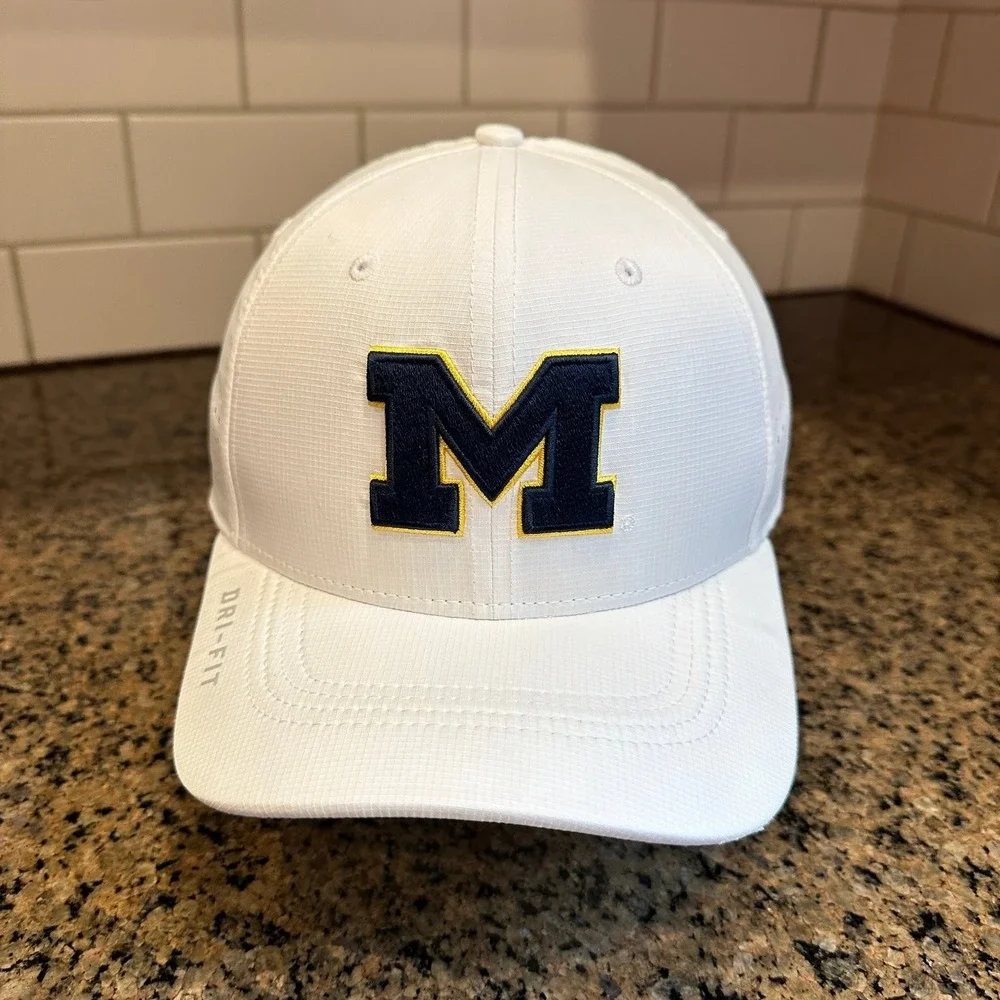 Michigan Wolverines Jordan Dri-Fit Hat Men's M/L White Performance Cap